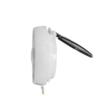 Eigen massaproductie van 150 mm witte wandgebouwde luchtzuigventilator met OEM/ODM-diensten