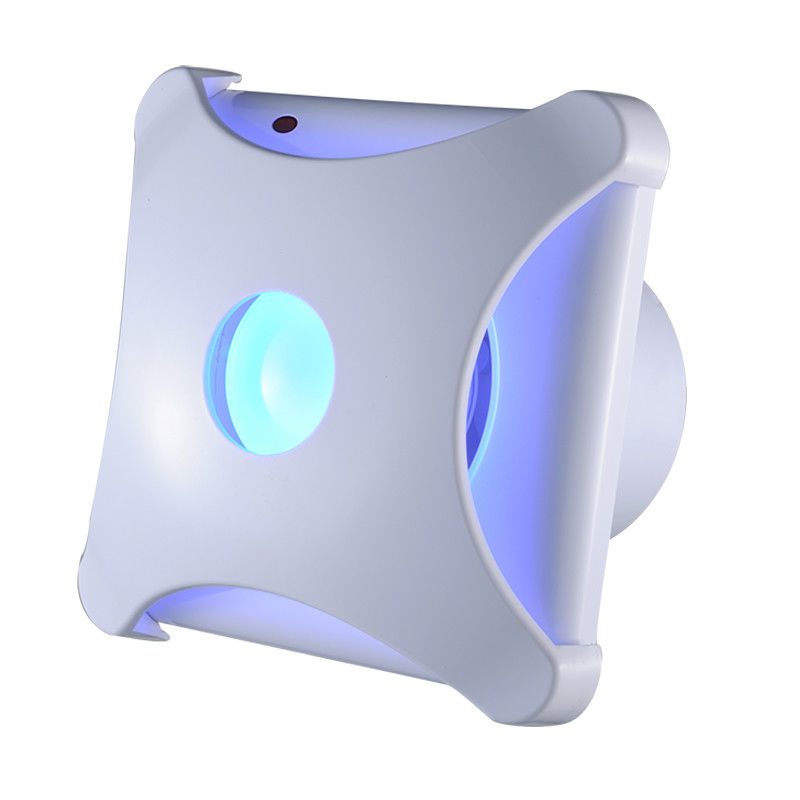 Witte kleur Plastic Blade 50 Cfm Air Cooler voor badkamer LED-licht en uitlaatventilator Combinatie